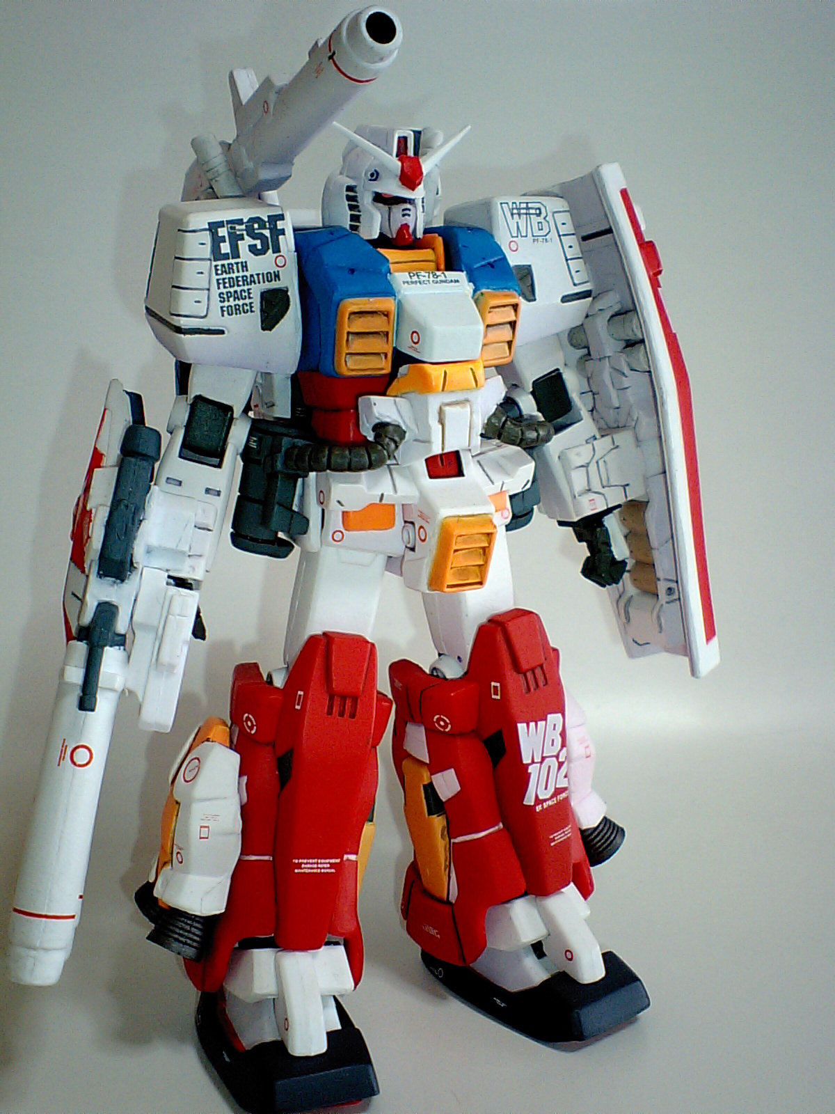 バンダイ GUNDAM FIX FIGURATION パーフェクトガンダム: 電脳 バンダイ GUNDAM FIX FIGURATION パーフェクトガンダム: 電脳
